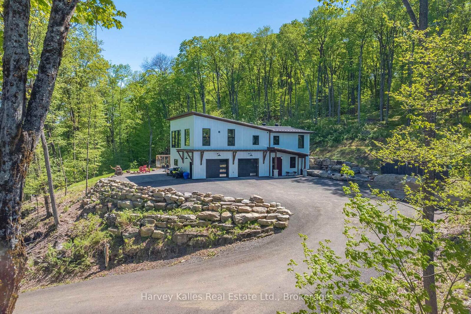 Property Photo: 25 Natures Way ON P1H 0B4