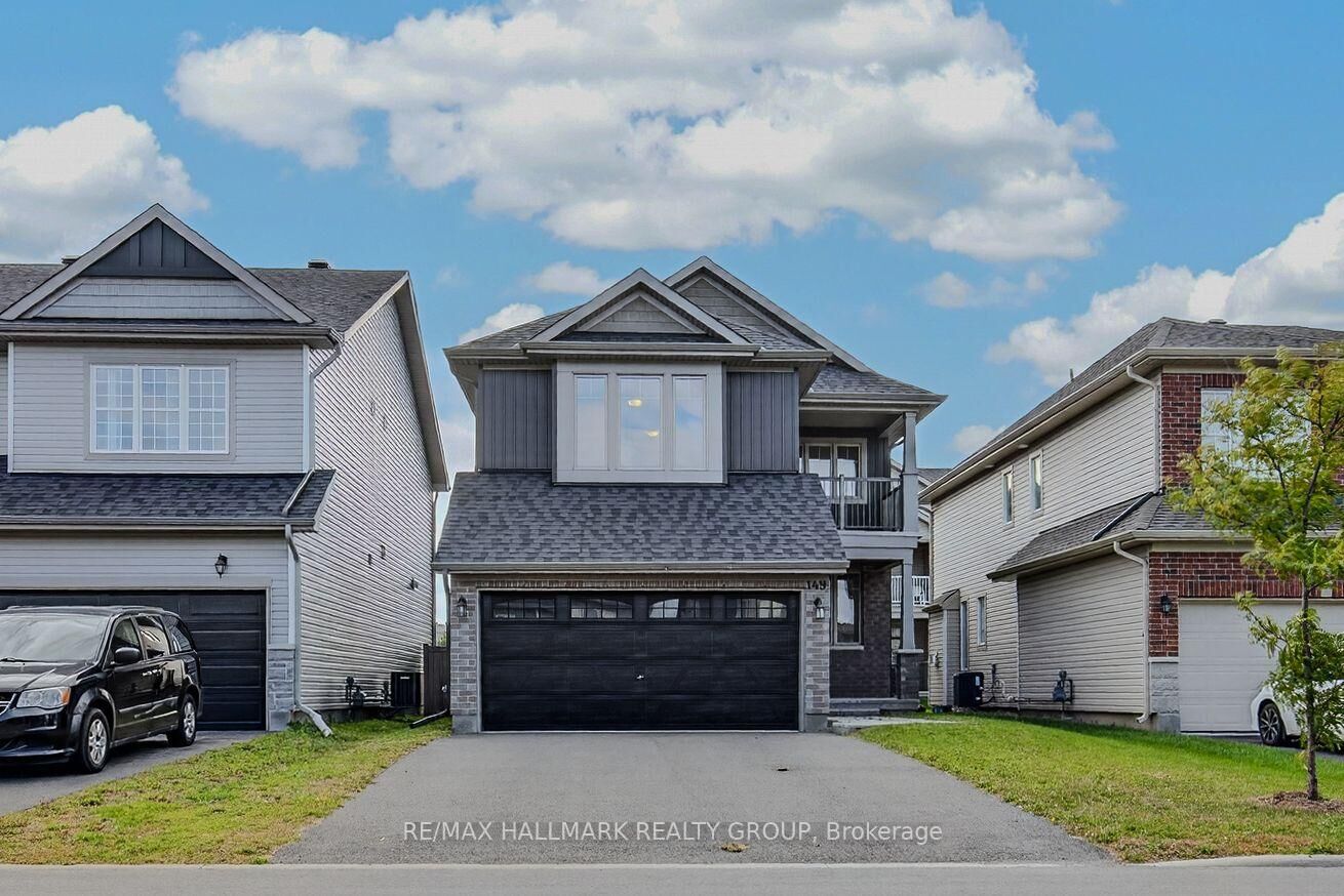 Photo de la propriété:  149 Minikan Street  ON K0A 2P0 
