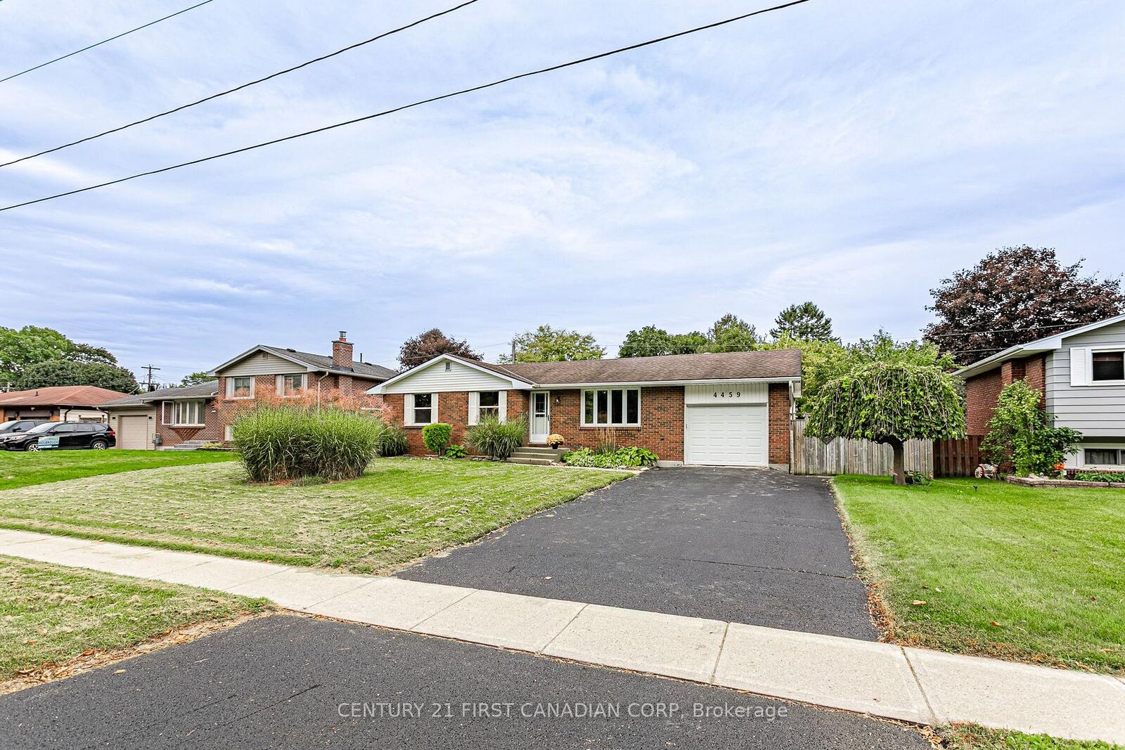 Property Photo:  4459 Hamilton Road  ON N0L 1G3 