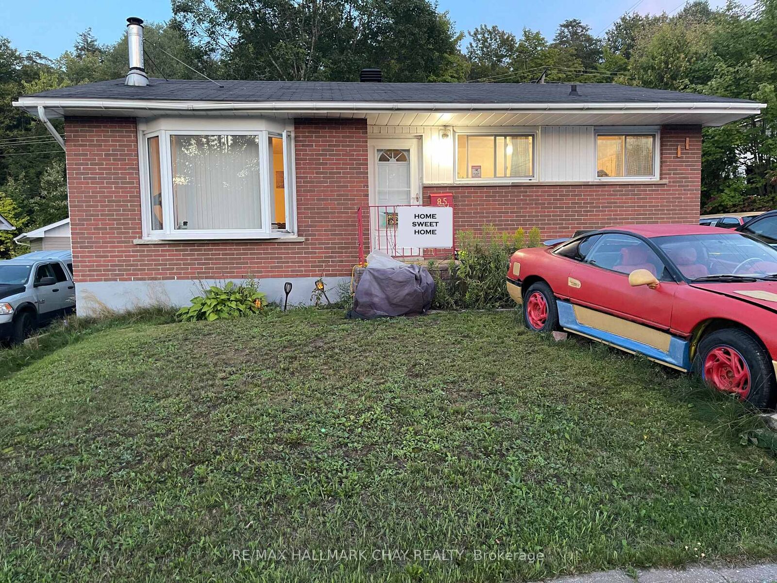 Property Photo:  85 Mississauga Avenue  ON P5A 1E1 