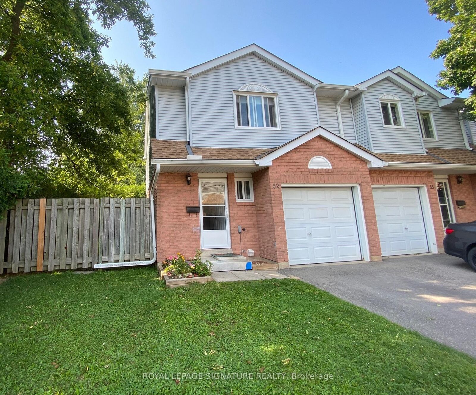 Property Photo:  31 Parkview Drive 32  ON L9W 4H7 