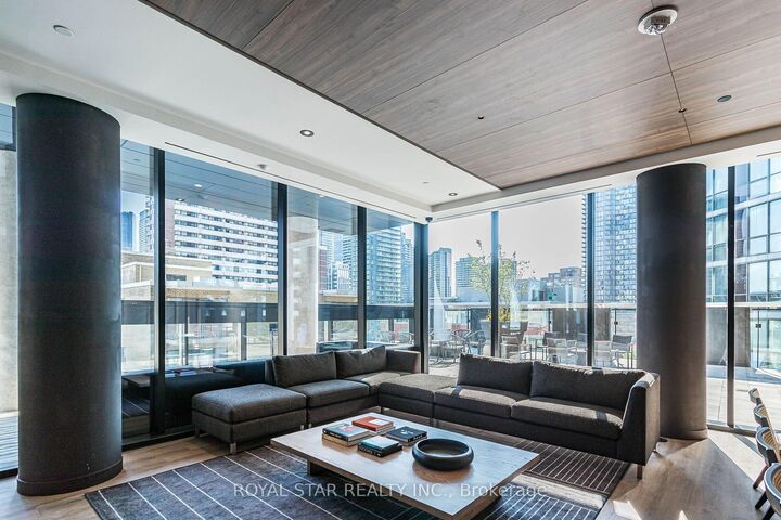 Property Photo:  55 Charles Street E 1304  ON M4Y 0J1 