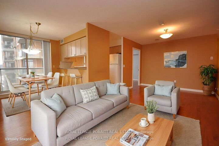 Property Photo:  1140 Parkwest Place 901  ON L5E 3K9 