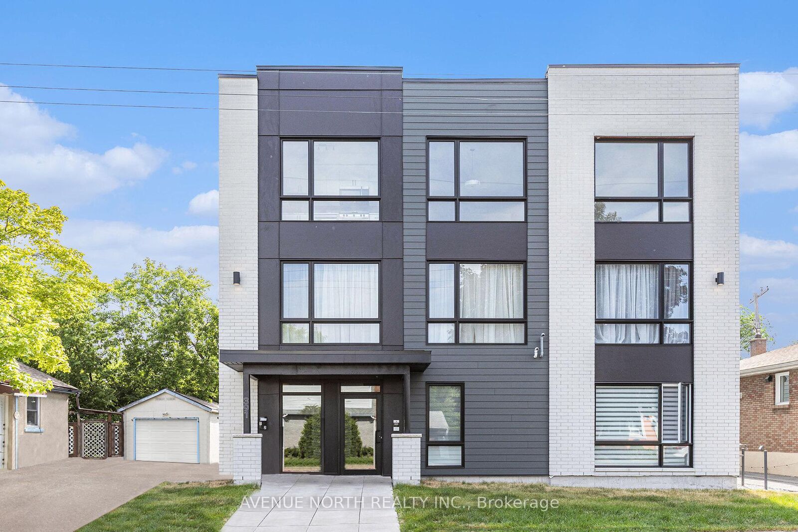 Property Photo:  391 Dieppe Street 03  ON K1L 6V3 