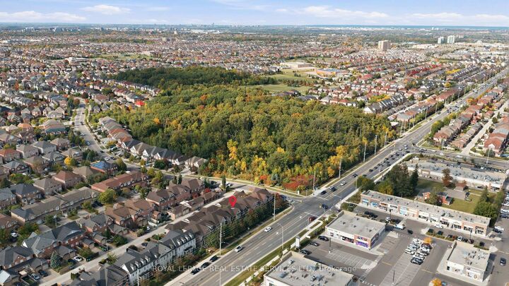 Property Photo: 3891 Eglinton Avenue W Eglinton A ON L5M 7Z7