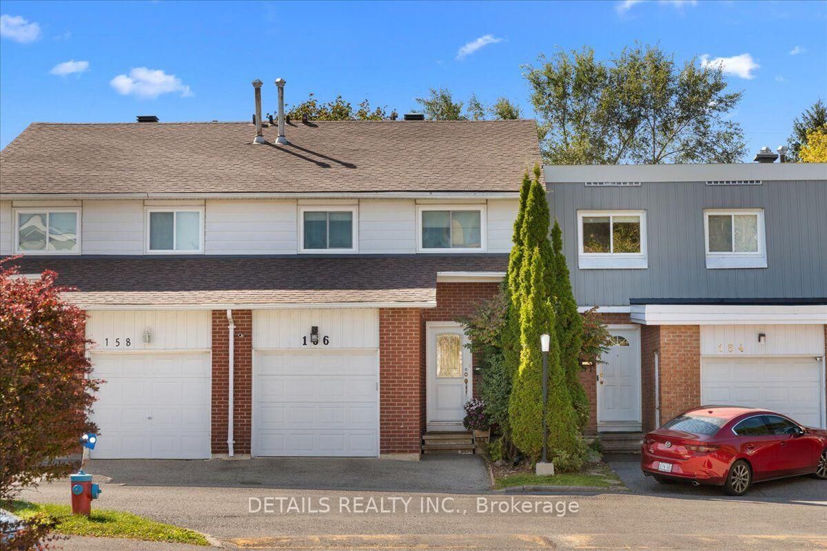 Property Photo:  156 Birch Hill Private N  ON K1K 3Y5 