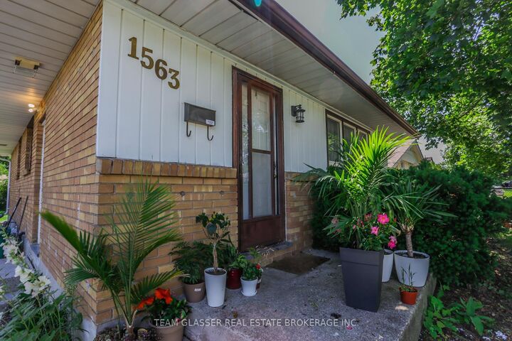 Photo de la propriété:  1563 Dale Street  ON N5V 1Y1 