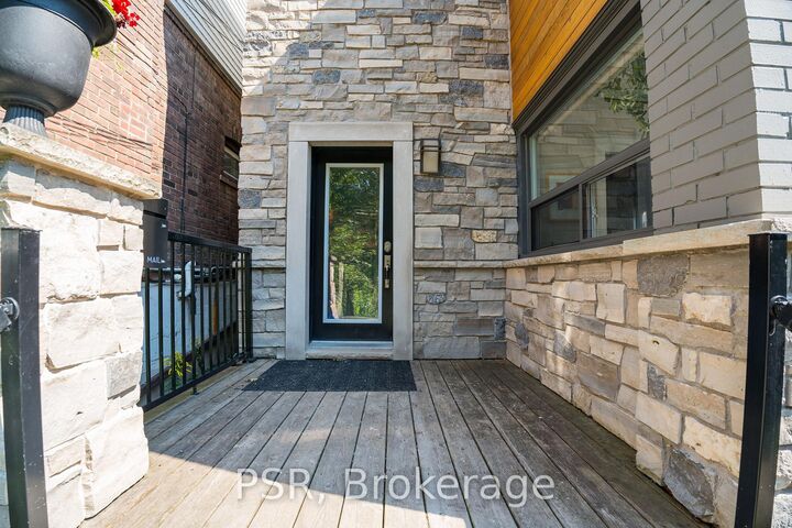 Property Photo:  109 Neville Park Boulevard Main  ON M4E 3P7 