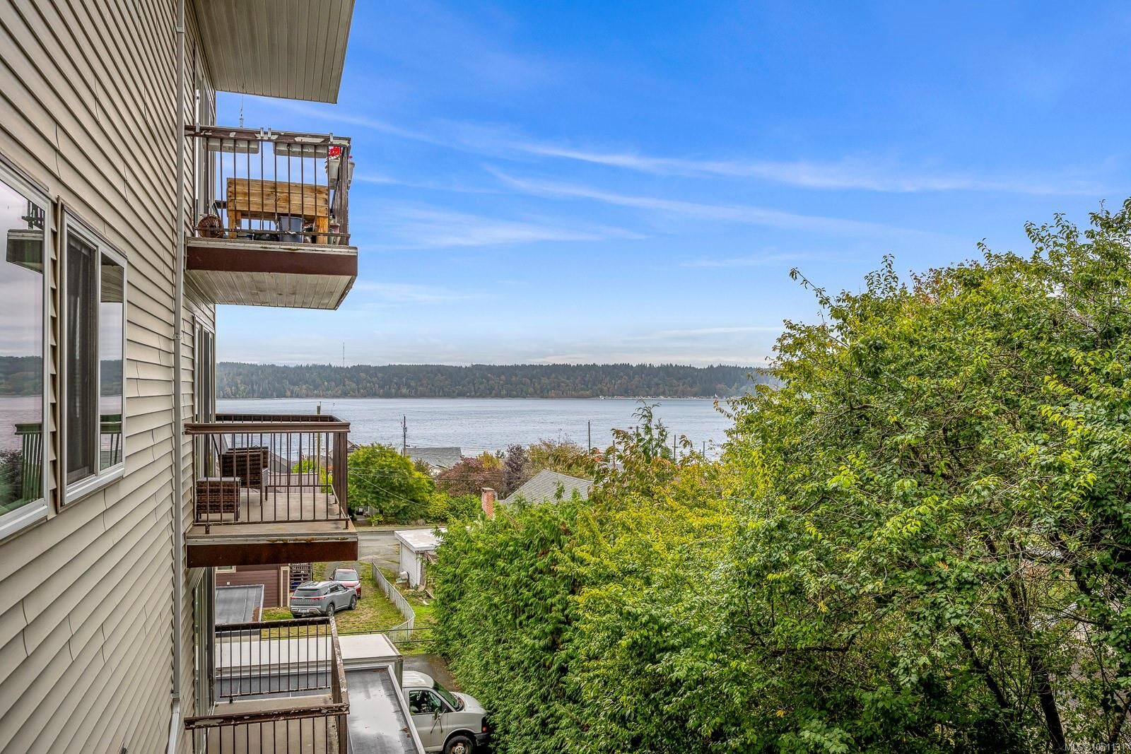 Property Photo:  615 Alder St #206  BC V9W 2P3 