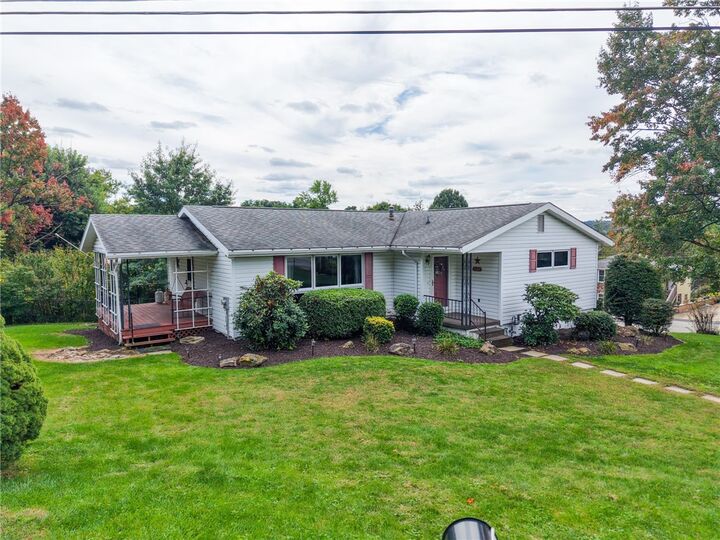 Property Photo:  1840 Water St  PA 15701 