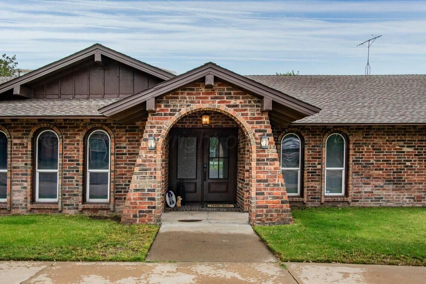 Property Photo:  223 Skycrest Street  TX 79007 