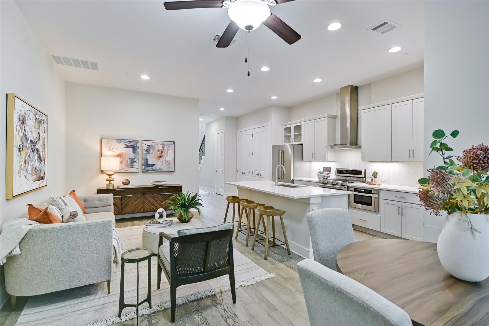 Property Photo:  4323 Spicewood Springs Road 10  TX 78759 