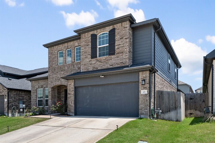 Property Photo:  707 Sugar Cane Road  TX 78610 