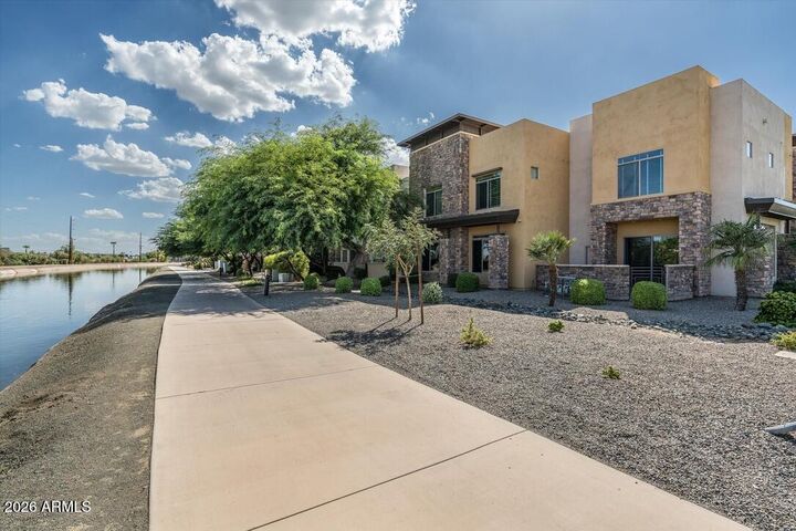 Property Photo:  4931 N Woodmere Fairway -- 1005  AZ 85251 