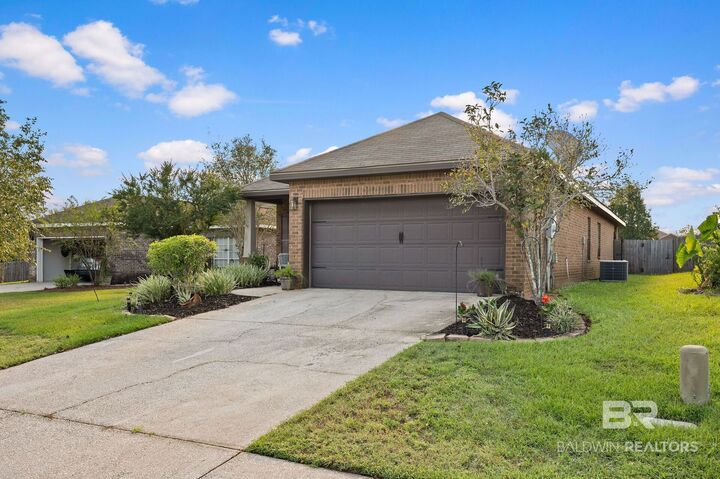 Property Photo: 10484 Fionn Loop AL 36526
