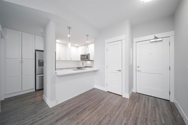 Property Photo:  2180 Kelly Avenue 3612  BC V3C 0S4 