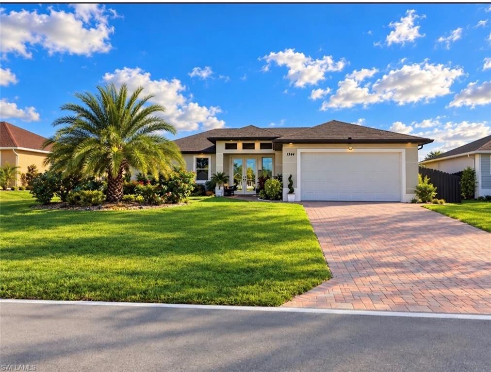 Property Photo: 1344 S Gator Cir FL 33909