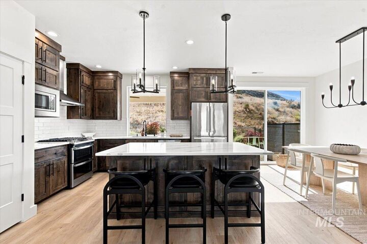 Property Photo: 19576 N McLeod Way ID 83714