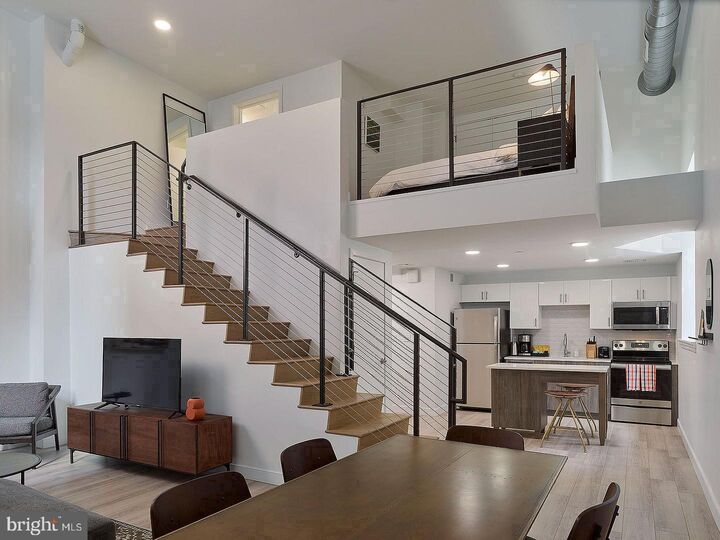 Property Photo:  130 S Juniper Street 910  PA 19107 