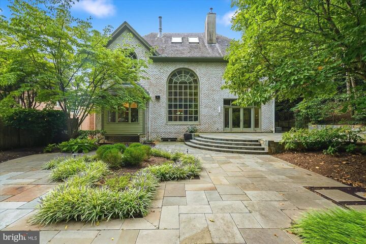 Property Photo: 4811 W Street NW DC 20007