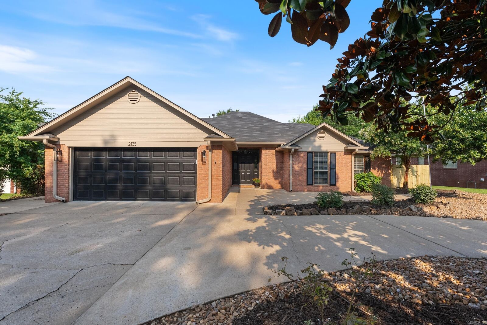 Property Photo:  2135 Maplewood Drive  AR 72032 