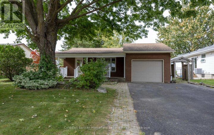 Property Photo: 10 Dunsford Crescent ON N4X 1B1