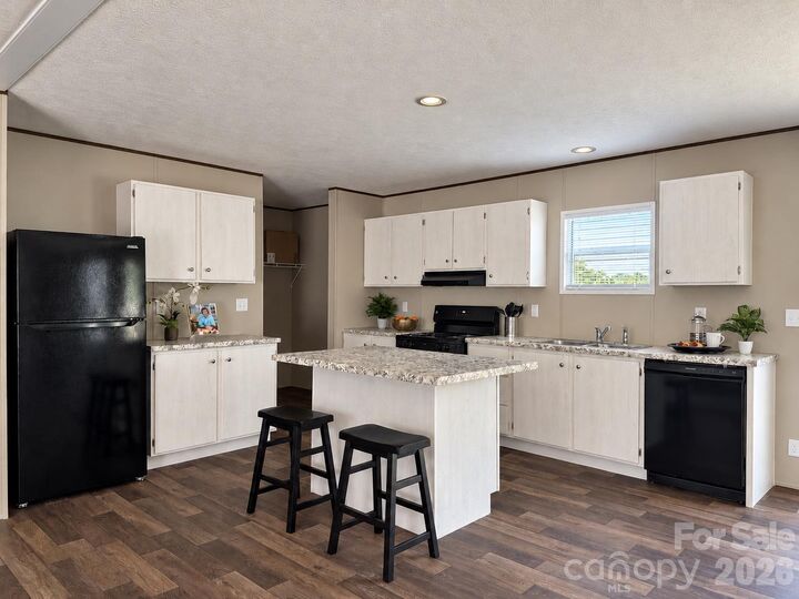 Property Photo: 257 Wayland Drive NC 28135