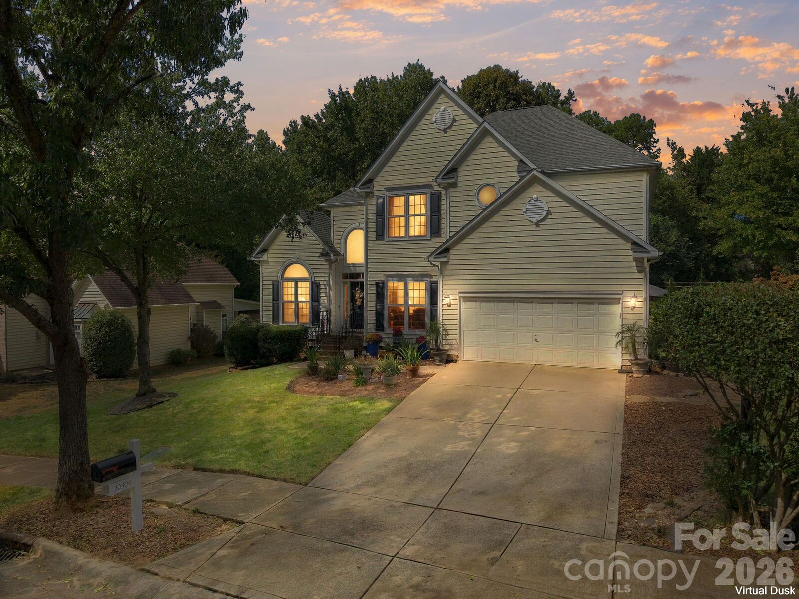 Property Photo:  20304 Southshore Drive  NC 28031 