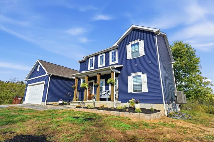 Property Photo:  3752 Beck Farm Lane  IN 47025 