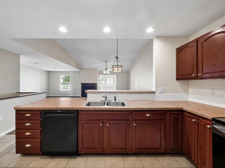 Property Photo:  8280 Night Heron Lane  OH 43147 