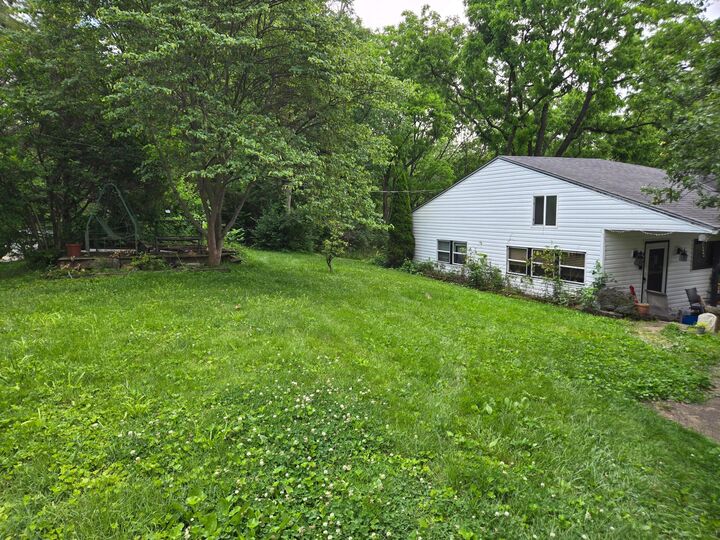 Property Photo:  5590 Dawn Drive  OH 43123 