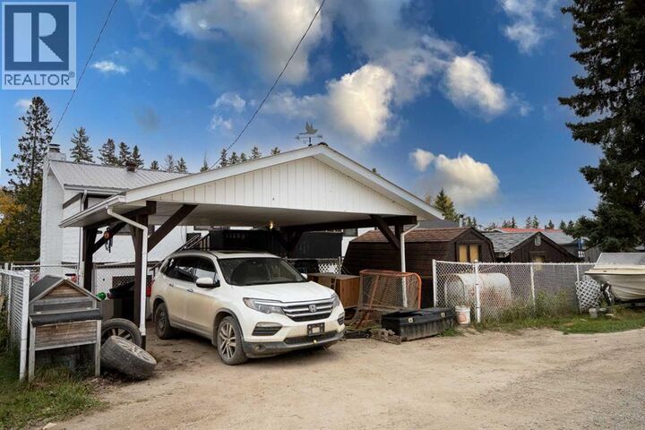 Property Photo:  4716 49 Street  AB T0M 0M0 