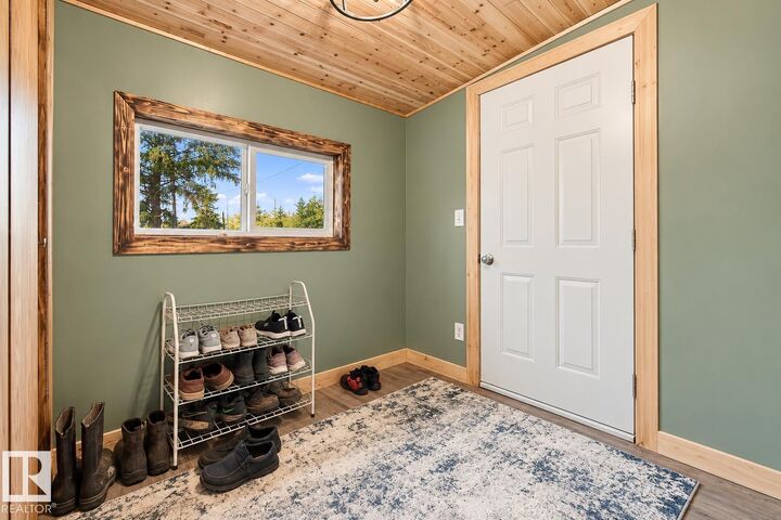 Property Photo: 62202 RR 444 AB T0A 1H0