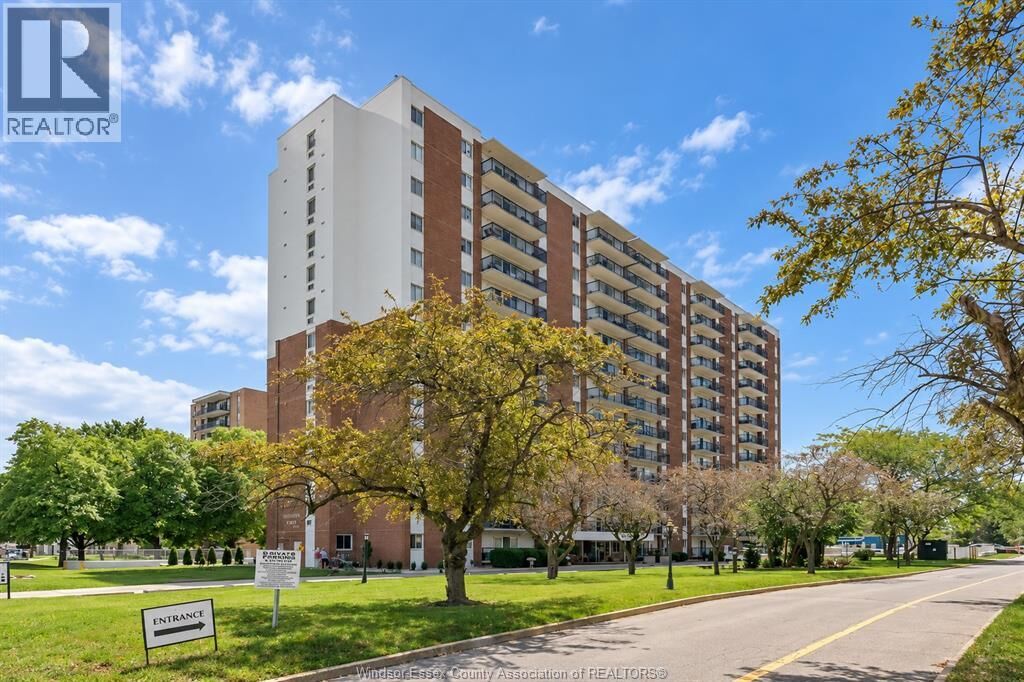 Property Photo:  8591 Riverside Drive East 1303  ON N8S 1G3 