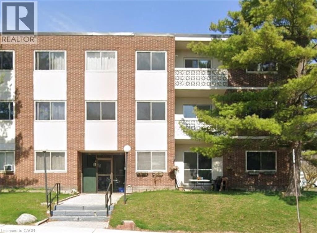 Property Photo: 54 Country Hill Drive 318 ON N2E 1R7