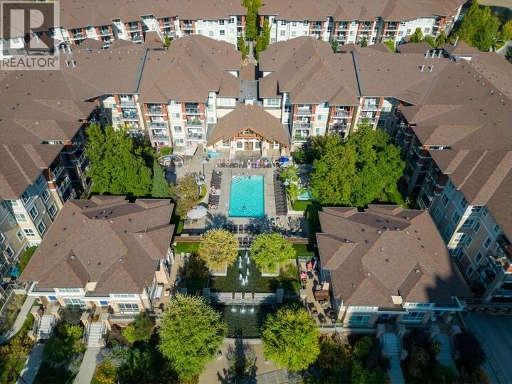 Property Photo:  1083 Sunset Drive 211  BC V1Y 9Z5 