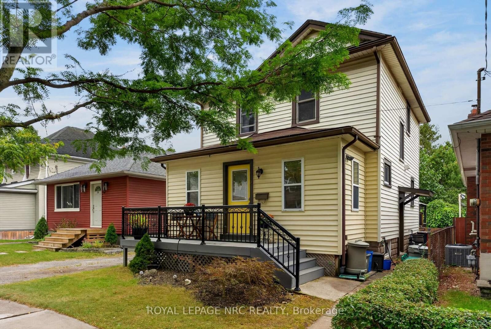 Property Photo: 9 Marmora Street ON L2P 3B9