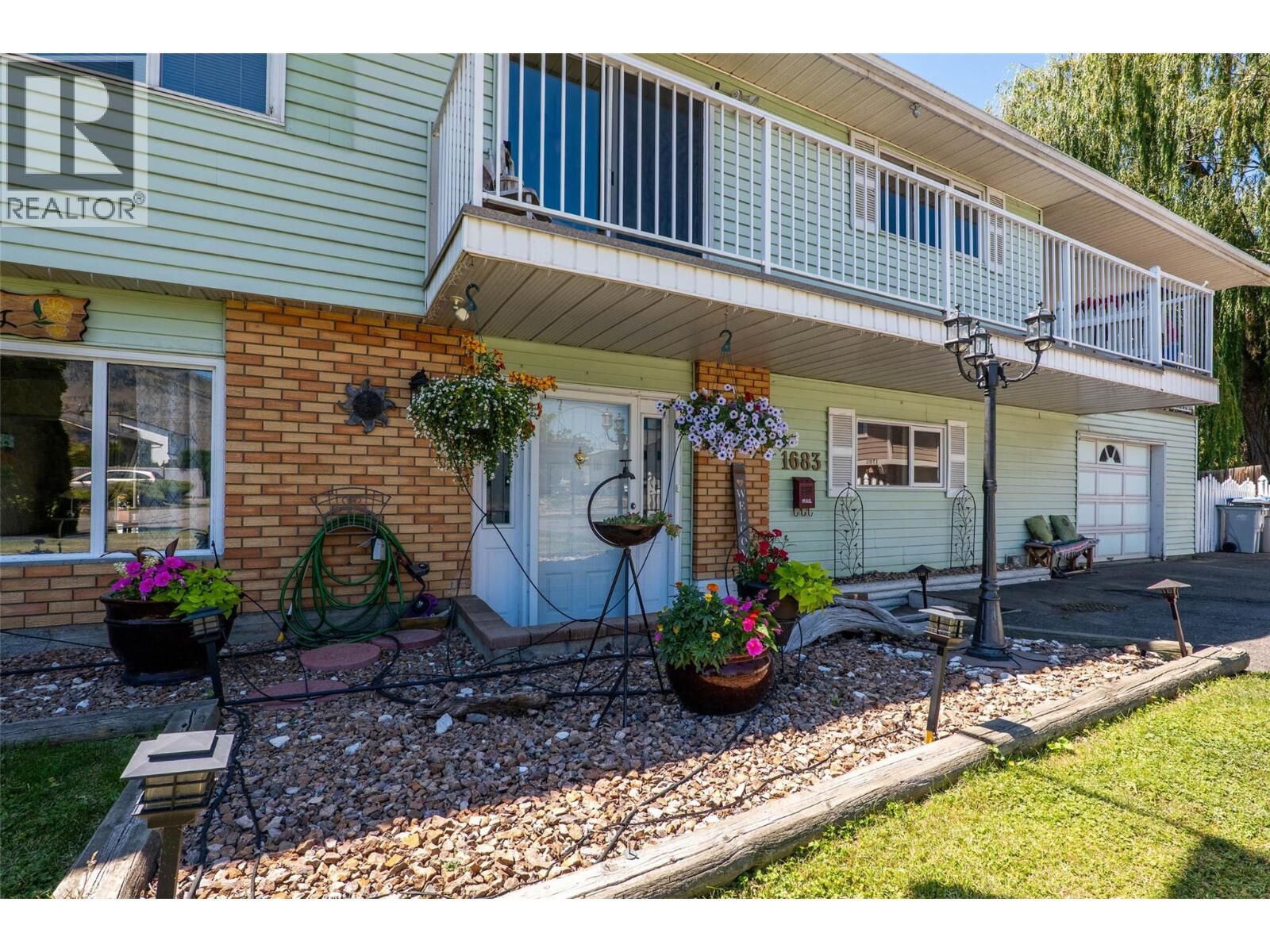 Property Photo:  1683 Sheridan Drive  BC V2B 6B1 