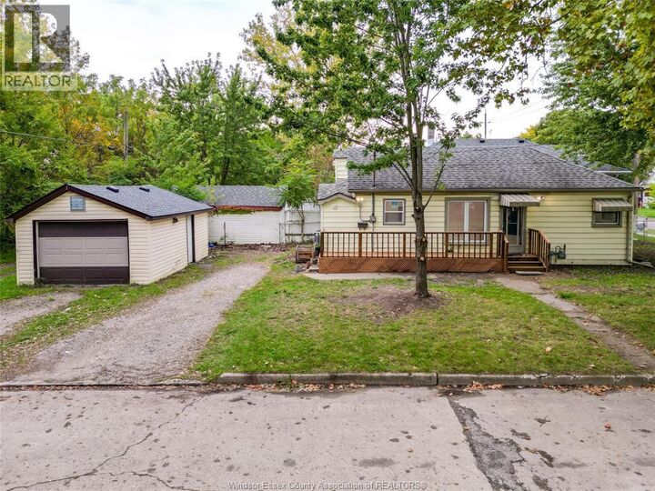 Property Photo:  3605 Bloomfield  ON N9C 1S1 