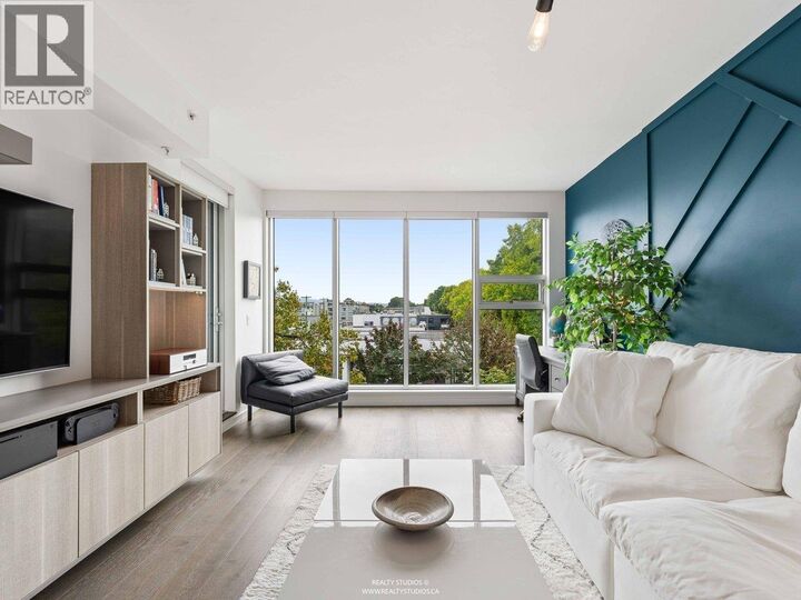 Property Photo:  1819 West 5th Avenue 304  BC V6J 1P5 