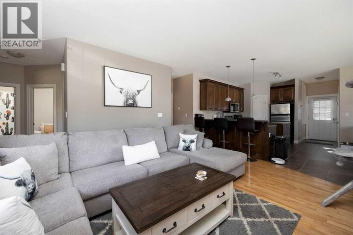 Property Photo: 156 Paris Crescent AB T9K 0E1
