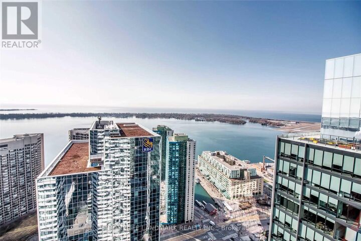 Property Photo: 100 Harbour Street 4908 ON M5J 0B5