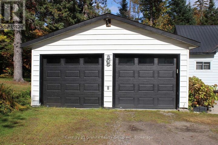 Property Photo: 1051 Halls Lake Road ON K0M 1S0