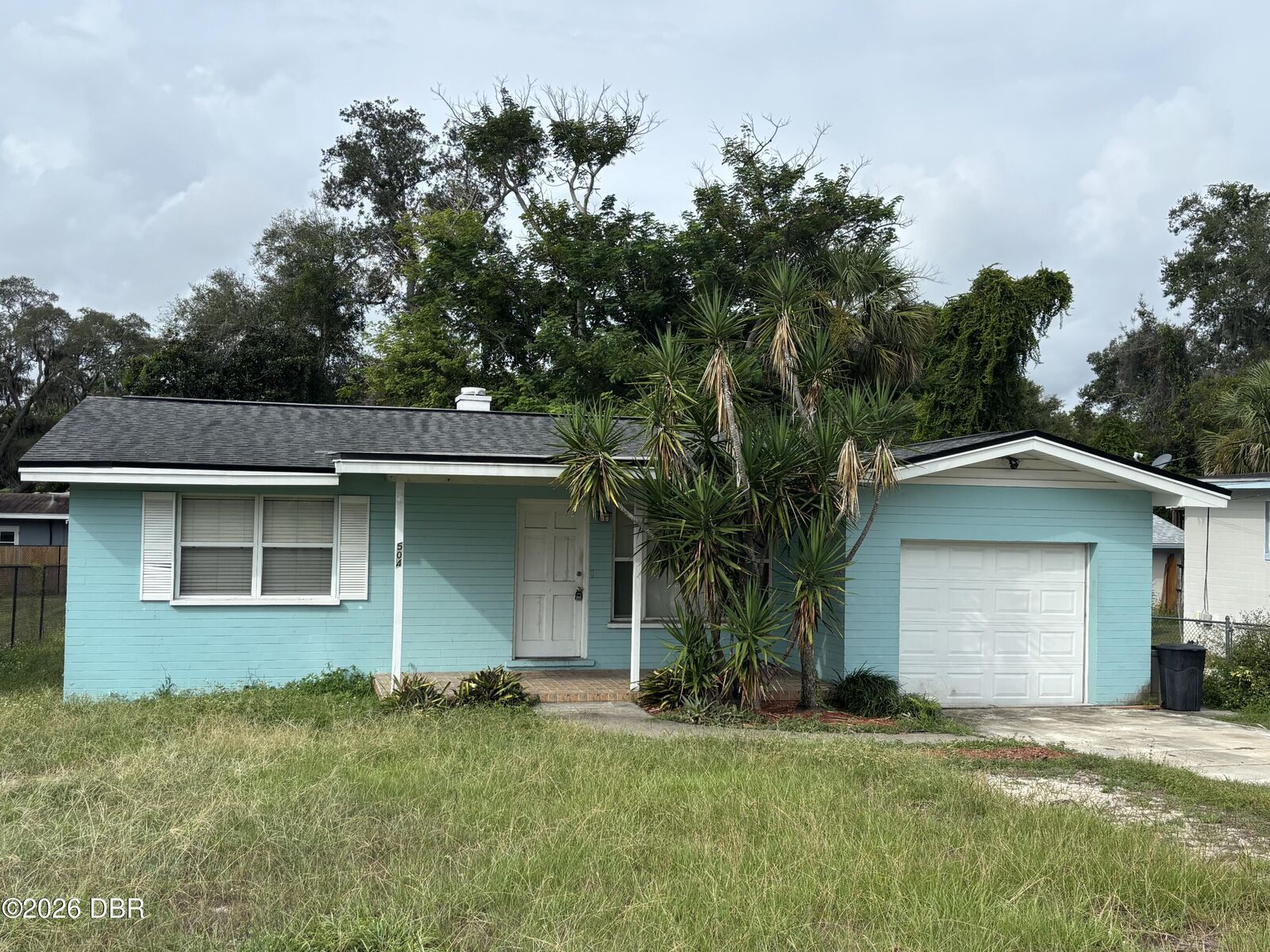 Property Photo:  504 N Ridgewood Avenue  FL 32174 