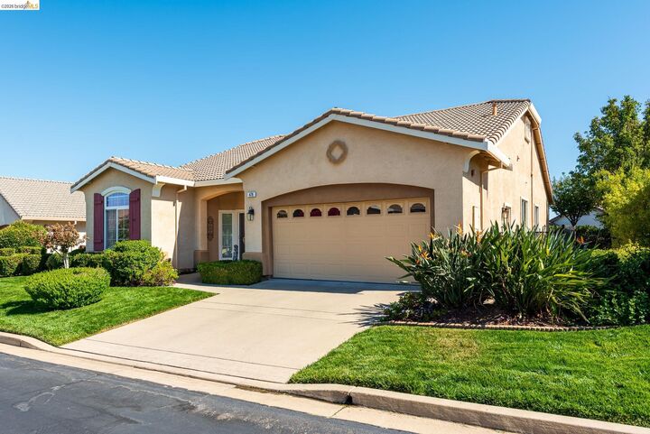 Property Photo:  478 Coronation Dr  CA 94513 