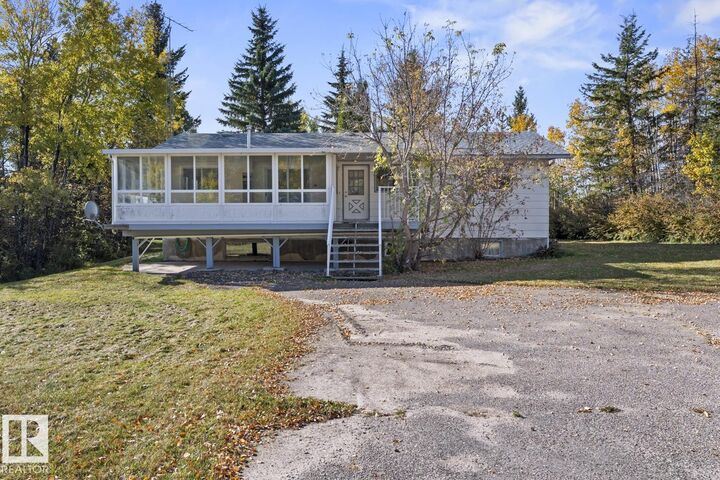 Property Photo:  45531 Twp Rd 622  AB T9N 2J6 