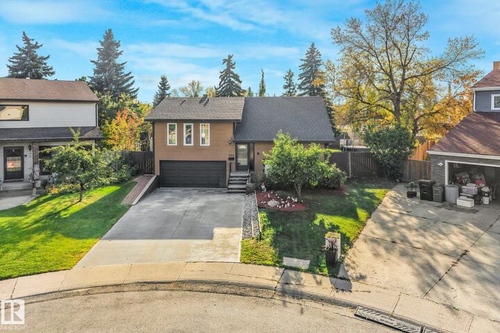 Property Photo:  265 Grand Meadow Crescent NW  AB T6L 1W9 