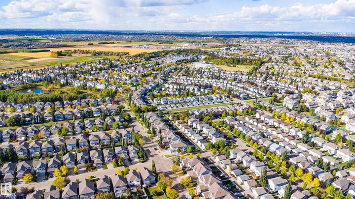 Property Photo:  12035 18 Avenue SW  AB T6W 1W3 