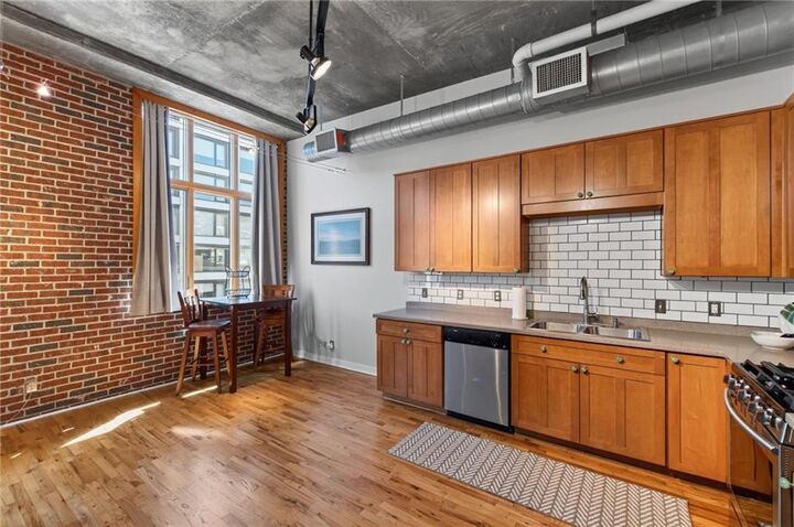 Property Photo:  660 Glen Iris Drive NE 407  GA 30308 