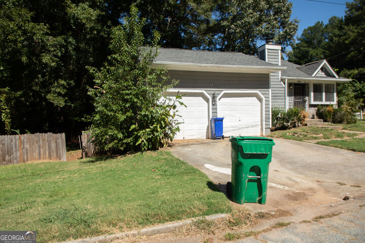 Property Photo:  5538 Mallard Trail  GA 30058 